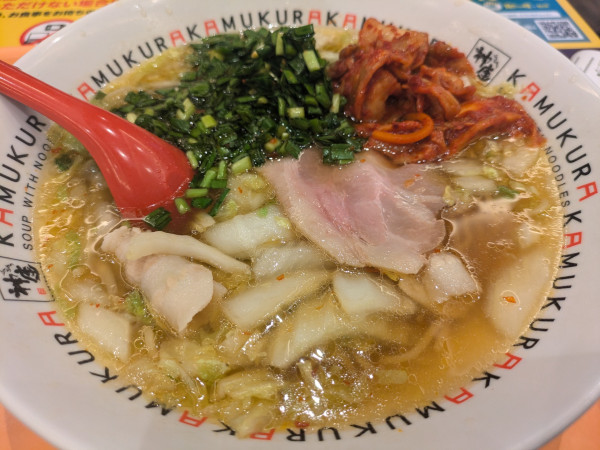 「おいしいラーメン+キムチ」@どうとんぼり神座 有明ガーデン店の写真