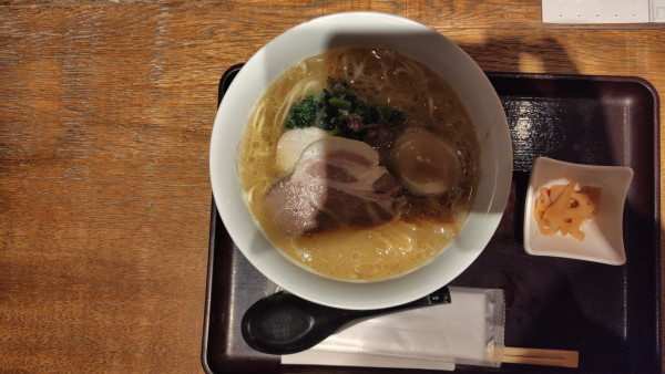 「貝出汁鶏白湯らぁ麺　醤油」@やきとり荒木山 東急プラザ渋谷店の写真