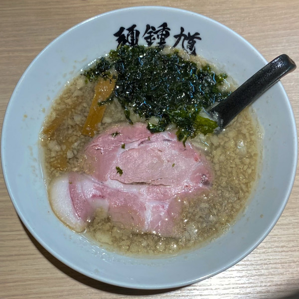 「背脂煮干（麺半分） ¥1,050」@麺 鍾馗の写真