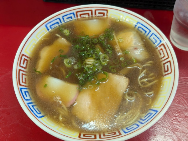 「中華そば」@まるやま中華そば店 小松原本店の写真