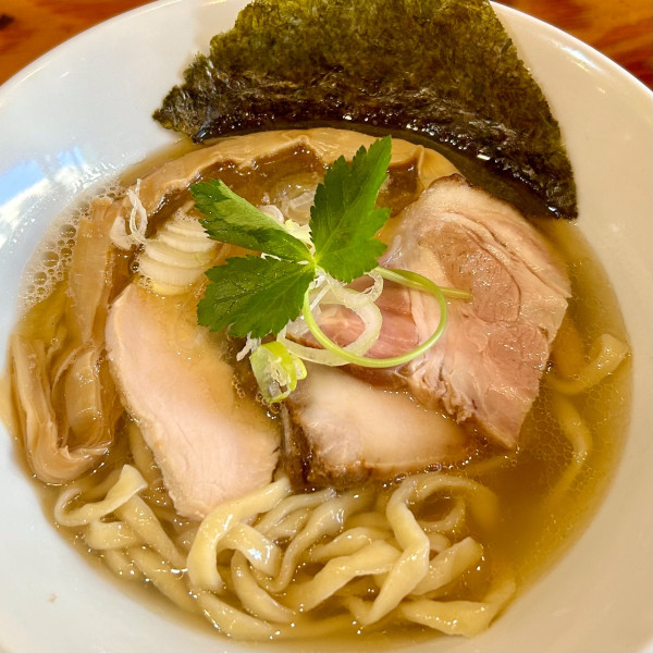 「手揉み中華そば（塩）」@麺や晴心の写真