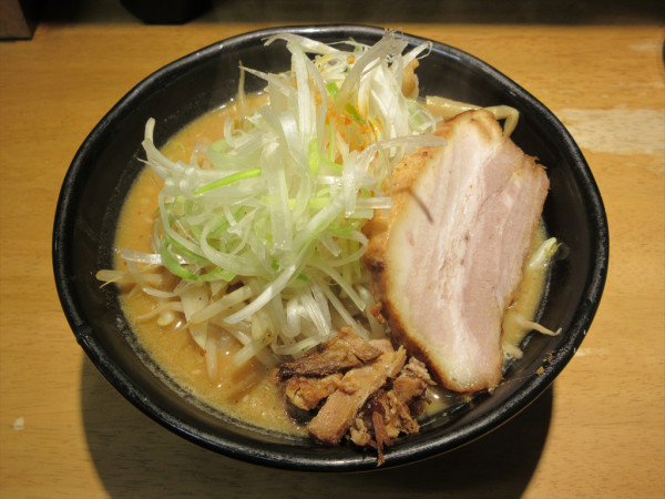 「味噌らーめん（990円）」@萬馬軒の写真