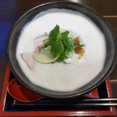 豚白湯創作麺処 友池の画像