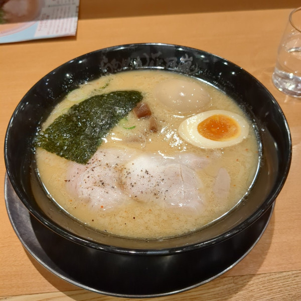 「嵐げんこつらあめん味噌」@らあめん花月嵐 川越バイパス店の写真
