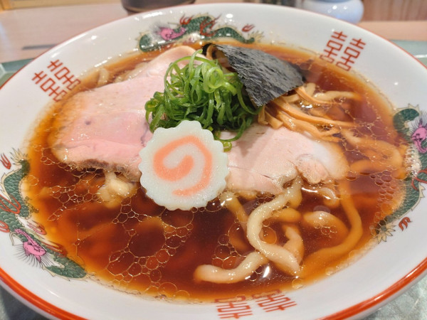 「極太手揉み魚介らぁ麺大盛」@らぁ麺 花萌葱の写真
