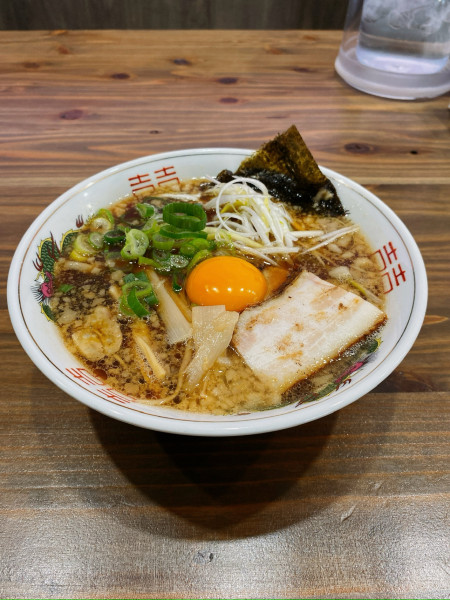 「鶏醤油ラーメン」@鶏そば すけ兵衛の写真