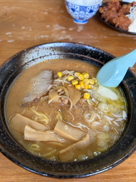 「味噌バターラーメン」@とけい台食堂の写真
