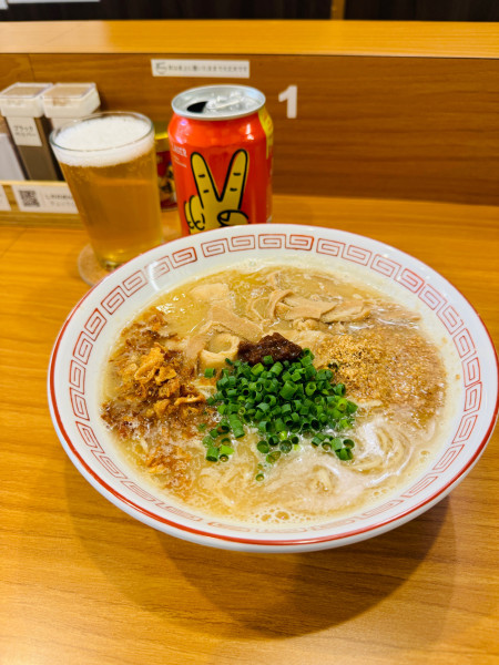 「味噌らーめん  替玉×2  親子丼　ピースラガー」@しののめヌードルの写真