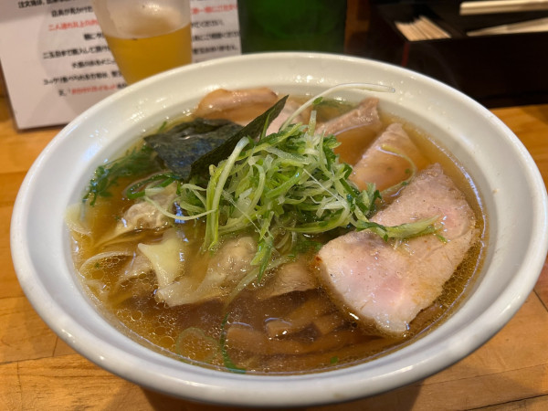 「肉醤油雲呑」@大阪 麺哲の写真
