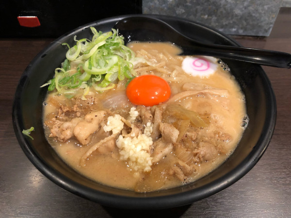 「肉玉そば」@肉玉そば おとど 北千住店の写真