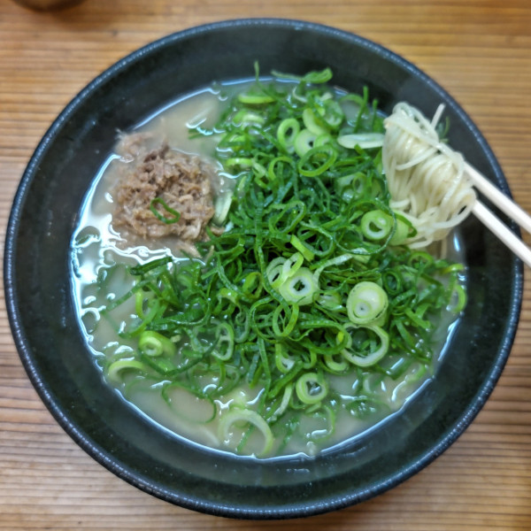 「ラーメン なしずん（700円）」@五号線沿いの元祖長浜ラーメンの写真