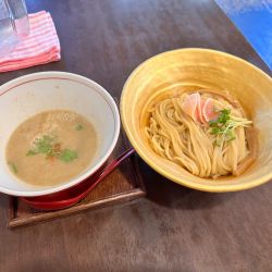 美白白湯つけ麺