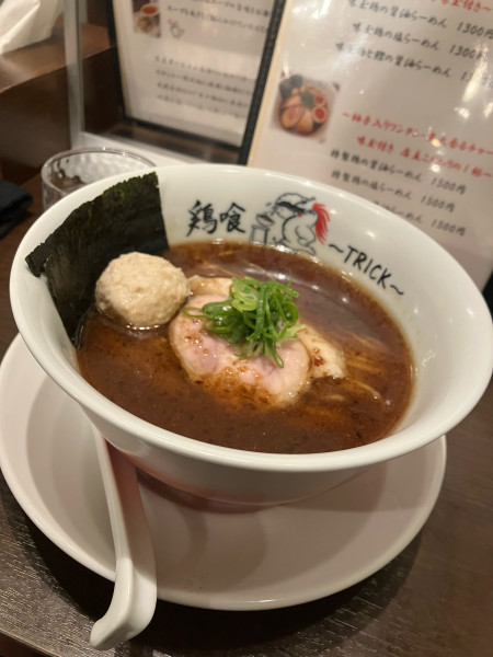 「醤油と鰹」@鶏喰～TRICK～の写真