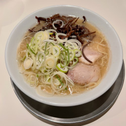 【数量・期間限定】淡麗とんこつラーメン(1000円)
