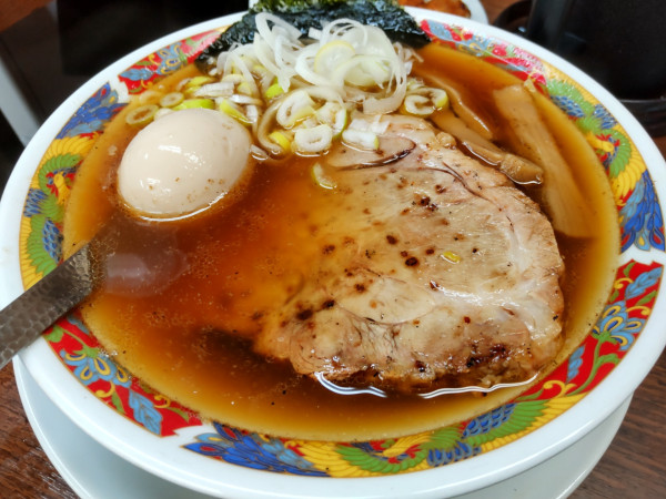 「まぐろラーメン(醤油)味玉」@まぐろラーメン 大門の写真