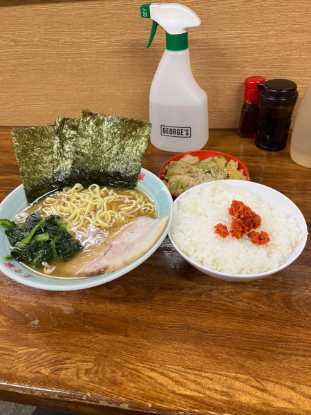 「ラーメン キャベチャー 中ライス」@横浜家系ラーメン上々家の写真