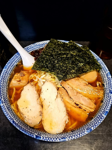 「特製らーめん大盛り(醤油)」@麺心 國もとの写真