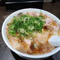 ワンタン麺