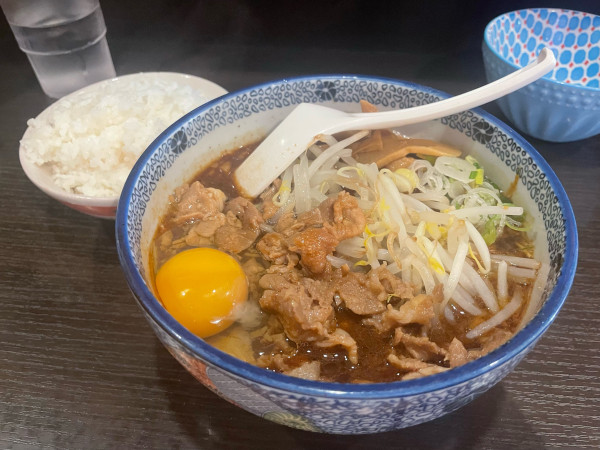 「【限定】濃厚徳島ラーメンいなり風 + ライス」@三鷹食堂いなりの写真