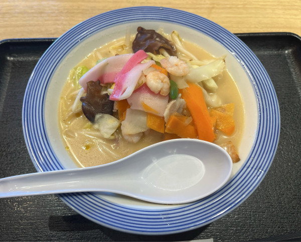 「スモールちゃんぽん　590円」@リンガーハット 埼玉新座店の写真