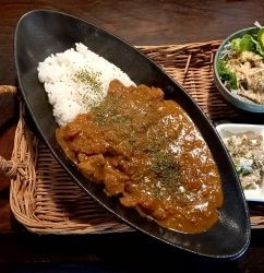 「トマトチキンカレー」@リラク＆カフェ Luck Luckの写真