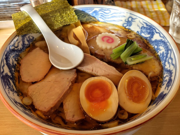 「焼豚ワンタン麺＋味玉」@白河手打中華そば 法隆の写真