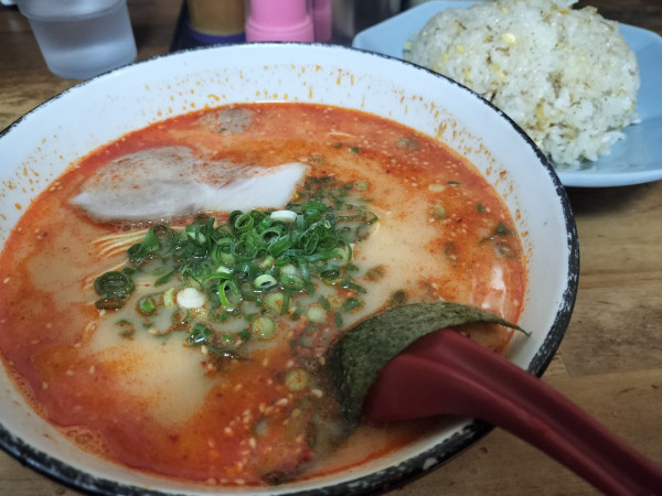 「赤博多ラーメン」@博多ラーメン長浜や 上野店の写真