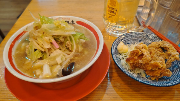 「近江ちゃんぽん（野菜中）」@ちゃんぽん亭総本家 彦根駅前本店の写真