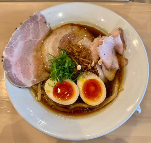 「特製三年熟成醤油らーめん」@らーめん なか澤の写真