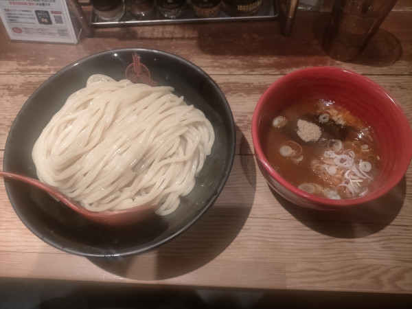 「特濃辛つけ麺 大」@つけ麺専門店 三田製麺所 五反田店の写真