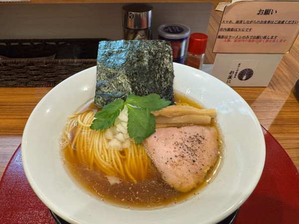 「煮干し中華蕎麦1050円」@煮干し中華蕎麦 彩葉にの写真
