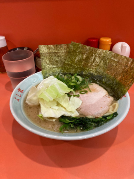 「ラーメン 880円」@よし家の写真