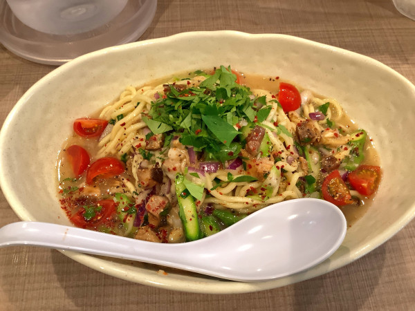 「【限定】春の彩り 塩まぜそば」@エキトンの店 井の庄の写真