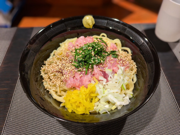 「ネギトロ冷やし中華」@廻麺 鶏千の写真