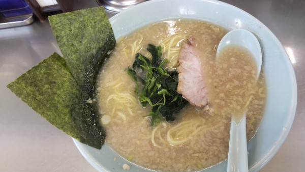 「モーニングサービスラーメン500円（平日、月火木10時まで）」@ラーメンショップ 野田店の写真