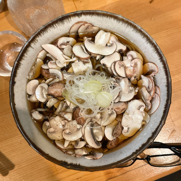 「香立つ、生マッシュルーム蕎麦」@手打蕎麦 ちりんの写真