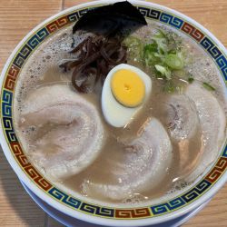 久留米らーめん　￥９００