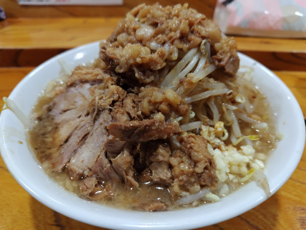 「ラーメン小（２００ｇ）※ニンニクあり、やさいマシ、アブラあり」@夢を語れ 長野の写真