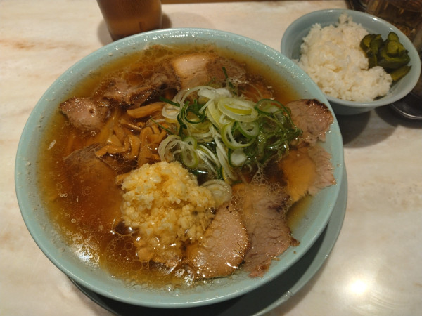 「中華そば¥900+無料ライス」@ちえちゃんラーメンの写真