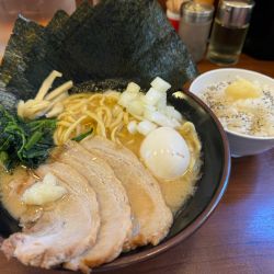 醤油スペシャルラーメン
