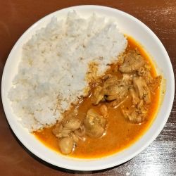セットのチキンカレー 500円