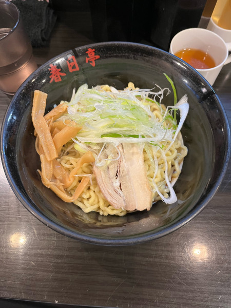 「醤油油そば」@油そば 春日亭 渋谷店の写真