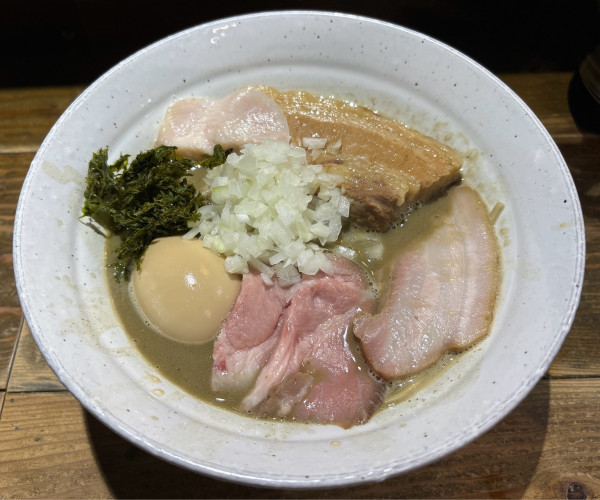 「味玉濃厚煮干＋チャーシューご飯」@ラーメン屋ジョンの写真