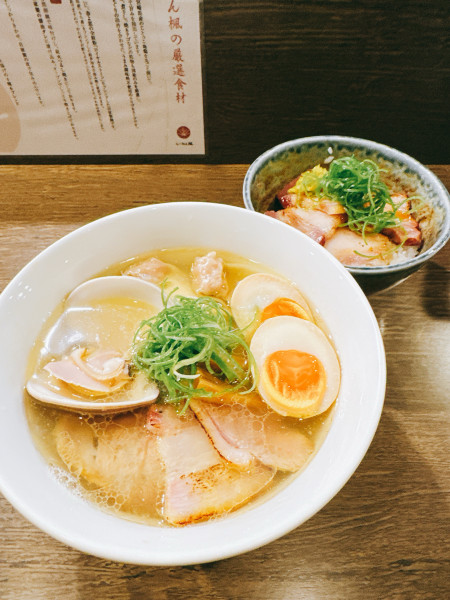 「地蛤と地鶏と鴨の中華そば」@らーめん楓の写真