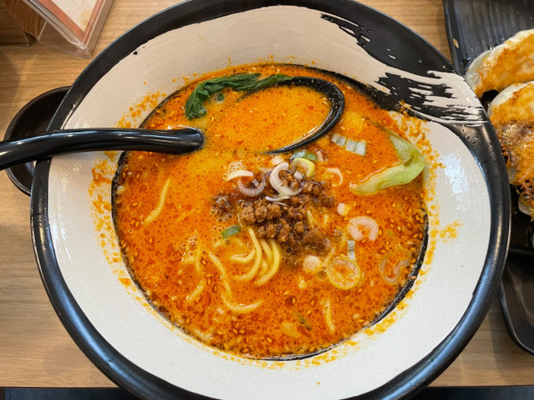 「ハハの麺・飯セット　￥９８０」@餃子のハハ 名古屋店の写真