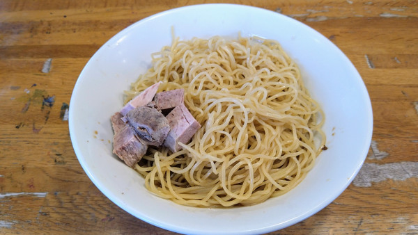 「肉そば(中)」@自家製麺 伊藤の写真