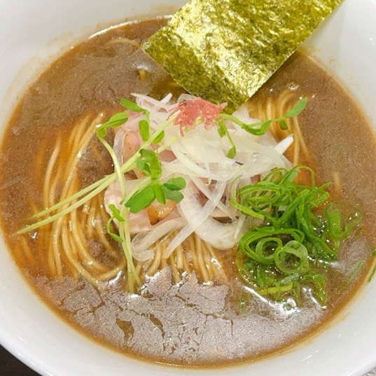 「鶏淡麗 煮干らぁめん 930円」@らぁ麺 鬼滅の桜の写真