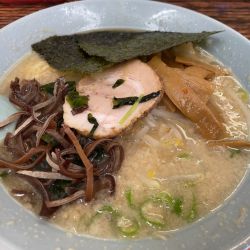 醤油ラーメン700円
