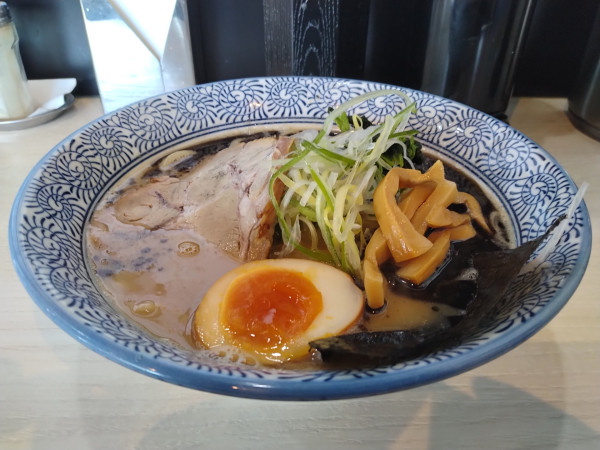「らーめん にんにく油」@麺屋 青山 酒々井店の写真