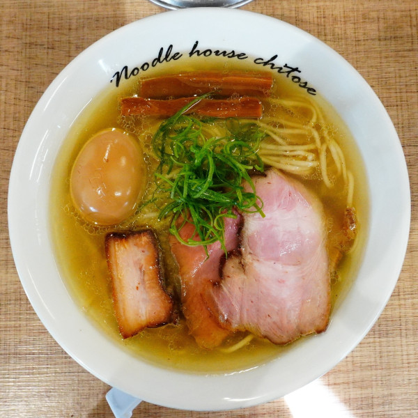 「煮玉子らぁ麺＋塩味に変更」@麺庵ちとせの写真